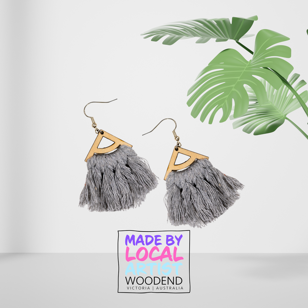 Macramé Earrings - Triangle curve - Unicorn Fart Productions